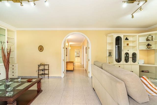 3 bedroom Townhouse for sale in Icod de los Vinos with garage - € 310,000 (Ref: 9142524)