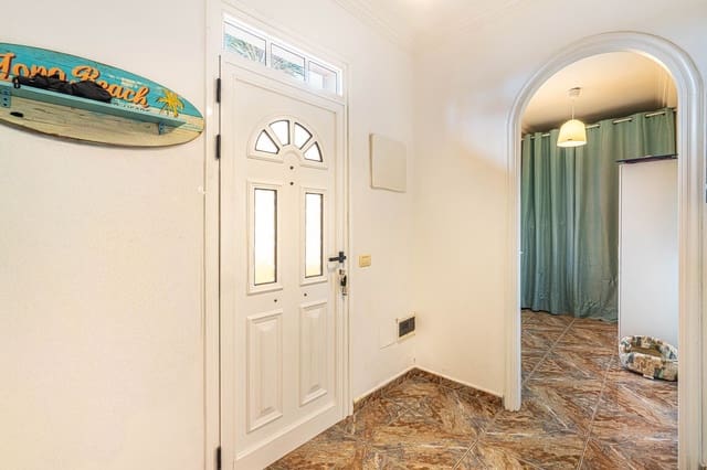 Chalet de 4 habitaciones en San Juan de la Rambla en venta con garaje - 430.000 € (Ref: 9157823)