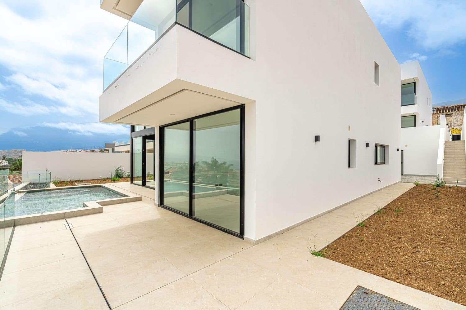 4 sovrum Villa till salu i Los Realejos med pool garage - 1 600 000 € (Ref: 9195287)