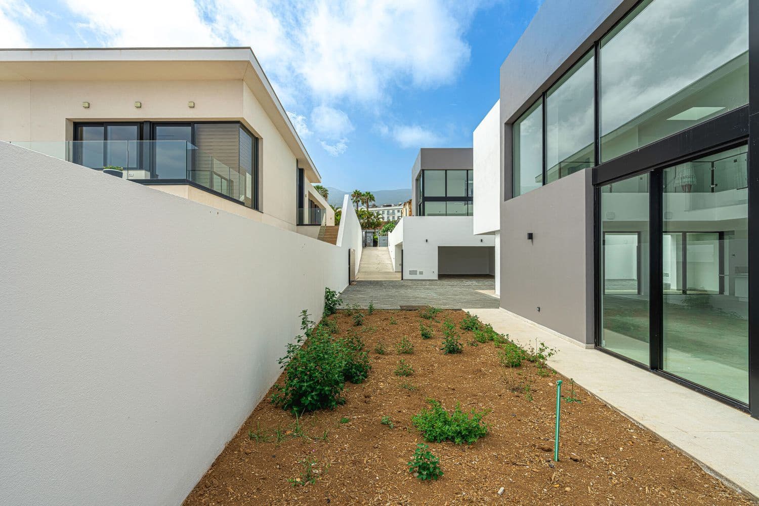 4 sovrum Villa till salu i Los Realejos med pool garage - 1 600 000 € (Ref: 9195287)