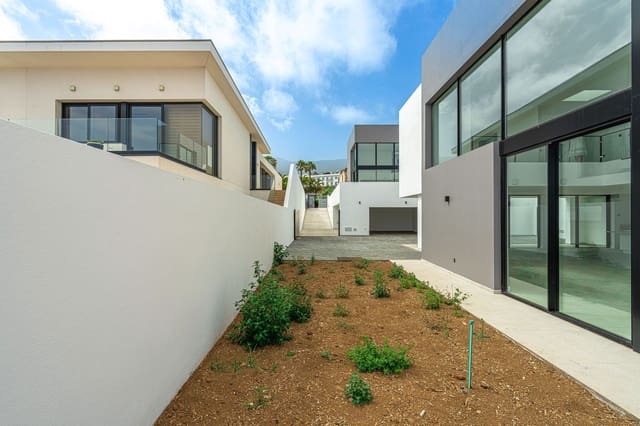 4 slaapkamer Villa te koop in Los Realejos met zwembad garage - € 1.600.000 (Ref: 9195287)