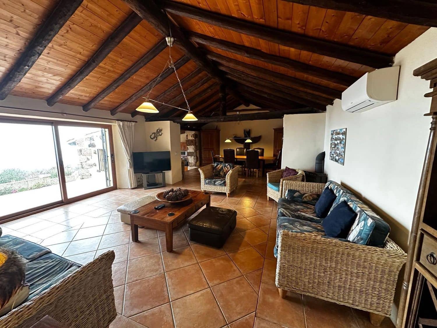 4 soveværelse Finca/Landehus til salg i Arona med swimmingpool garage - € 800.000 (Ref: 9204166)