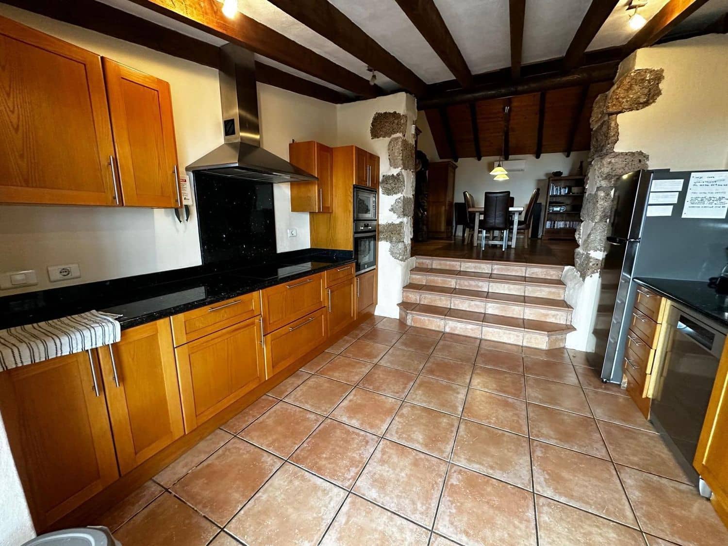 4 soveværelse Finca/Landehus til salg i Arona med swimmingpool garage - € 800.000 (Ref: 9204166)