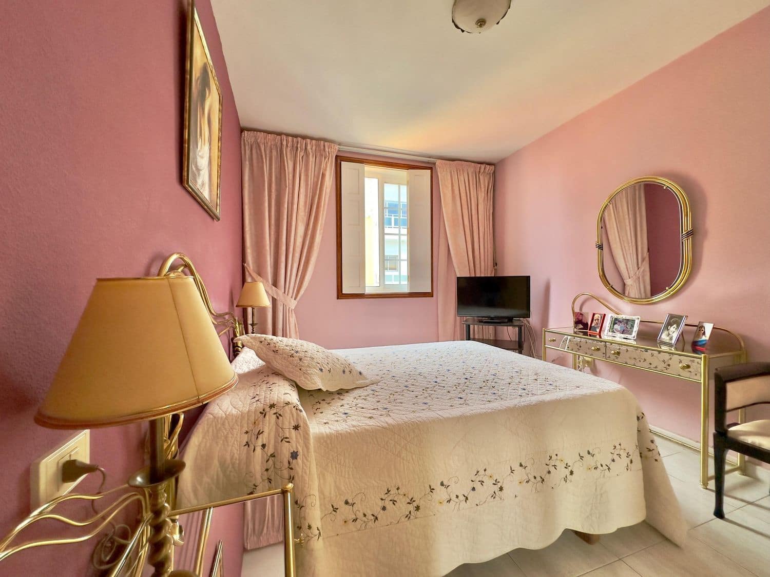 3 soveværelse Byhus til salg i Las Rosas (Las Galletas) med garage - € 399.900 (Ref: 9204167)