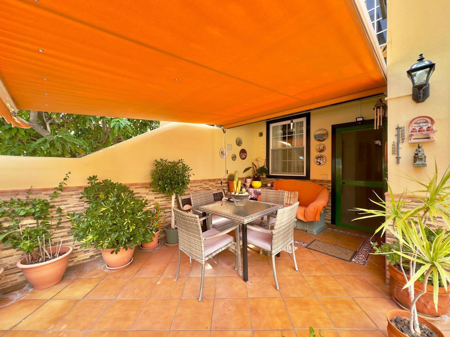 3 soveværelse Byhus til salg i Las Rosas (Las Galletas) med garage - € 399.900 (Ref: 9204167)