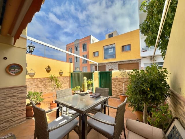 3 bedroom Townhouse for sale in Las Rosas (Las Galletas), Arona with garage - € 399,900 (Ref: 9204167)