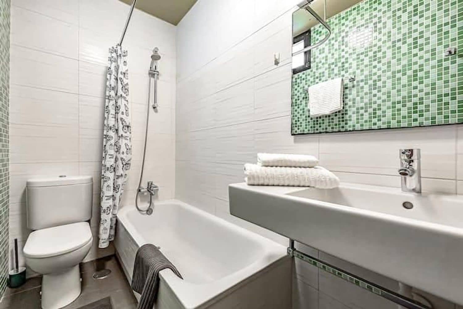 Appartement te koop in Playa de las Americas met zwembad - € 230.000 (Ref: 9204168)