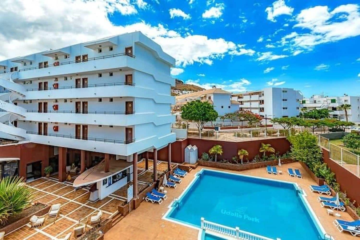 Appartement te koop in Playa de las Americas met zwembad - € 230.000 (Ref: 9204168)