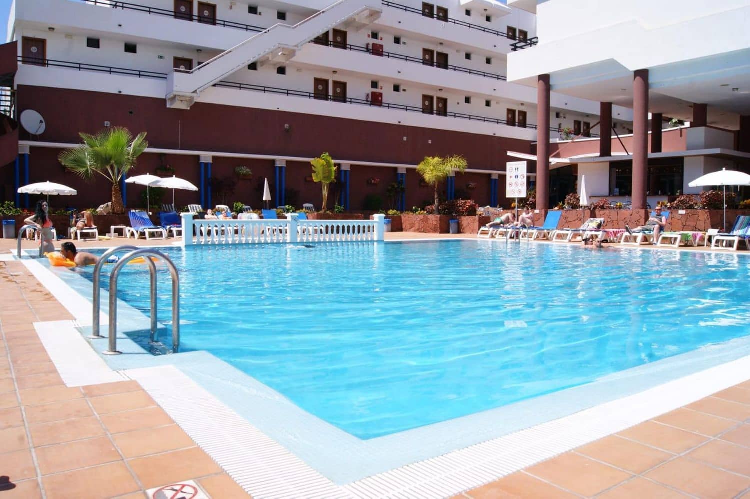 Appartement te koop in Playa de las Americas met zwembad - € 230.000 (Ref: 9204168)