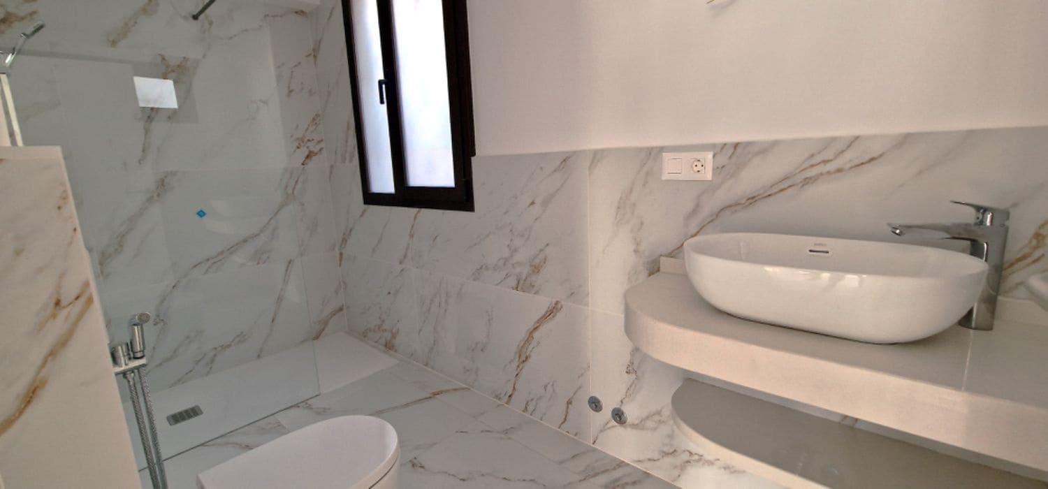 2 slaapkamer Appartement te koop in Los Gigantes met zwembad garage - € 575.000 (Ref: 9217168)