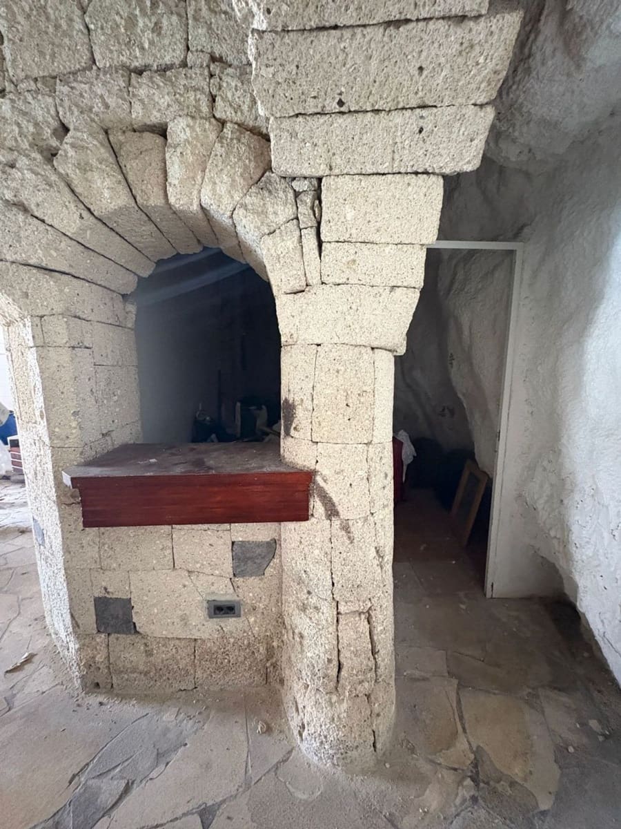 Comercial para venda em San Miguel de Abona - 110 000 € (Ref: 9235919)