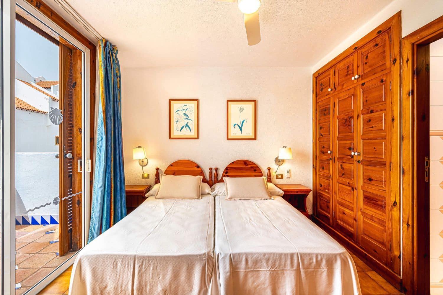 1 sypialnia Apartament na sprzedaż w Playa de las Americas z garażem - 425 000 € (Ref: 9246345)