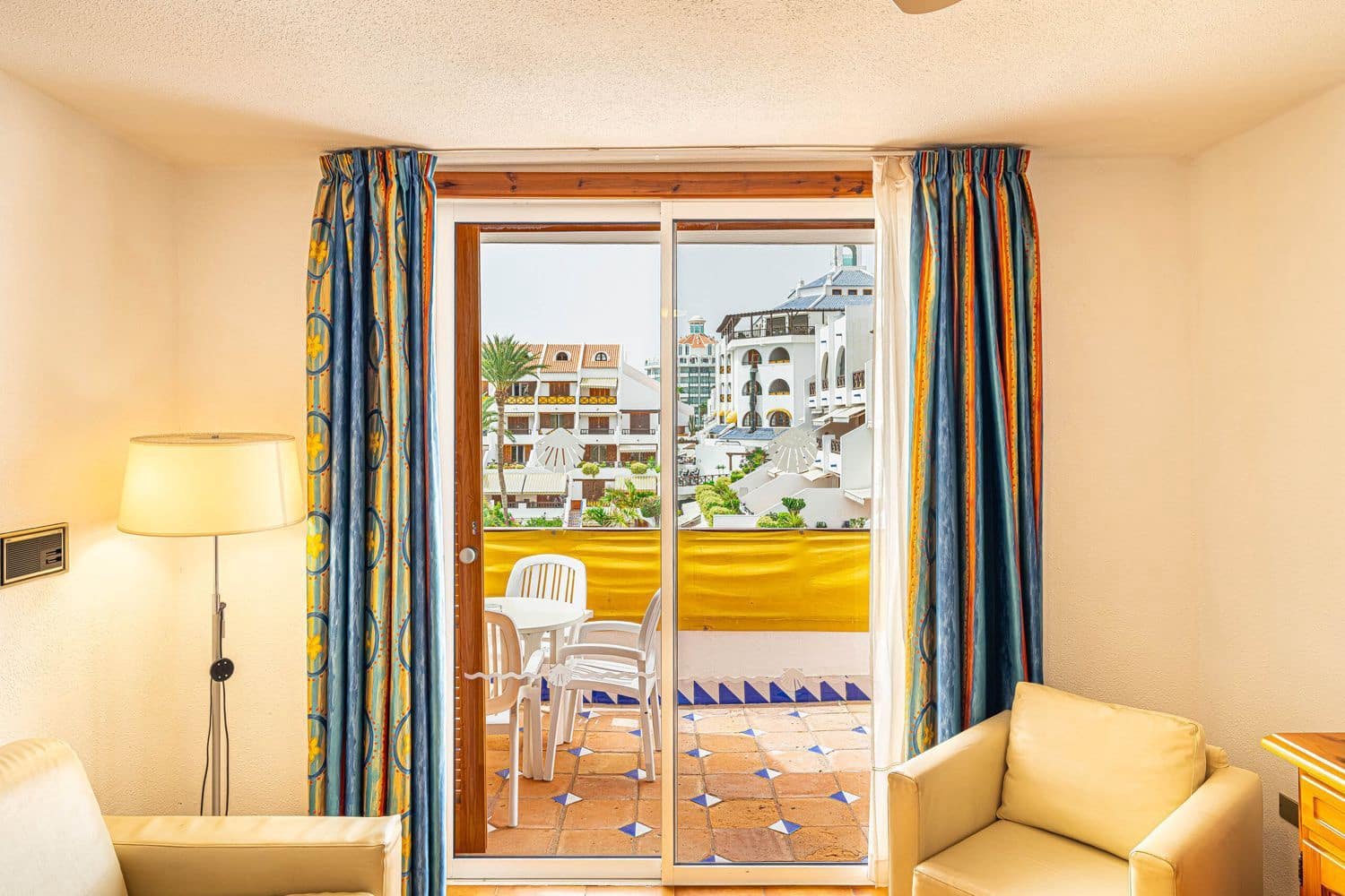 1 sypialnia Apartament na sprzedaż w Playa de las Americas z garażem - 425 000 € (Ref: 9246345)