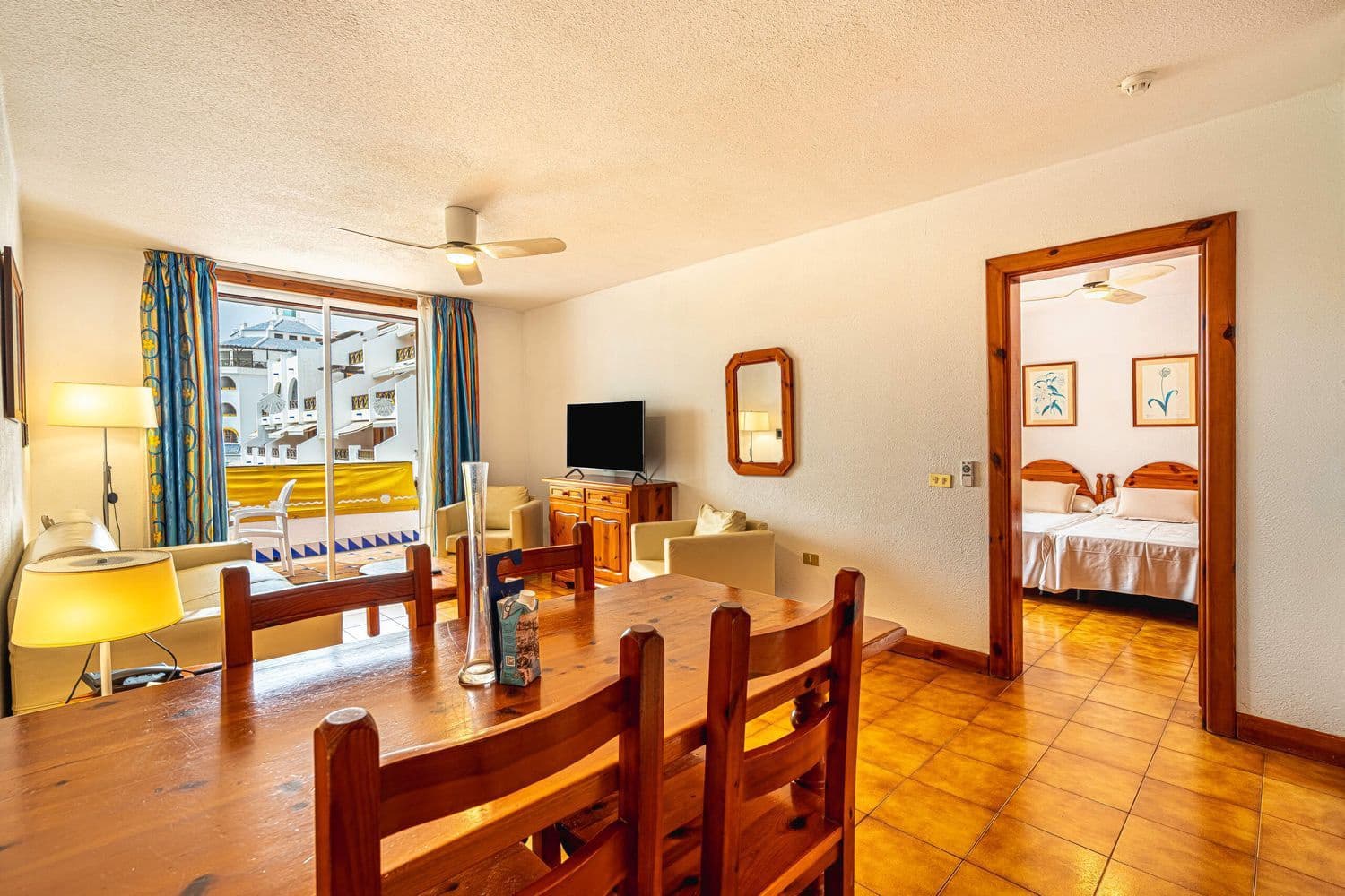 1 sypialnia Apartament na sprzedaż w Playa de las Americas z garażem - 425 000 € (Ref: 9246345)