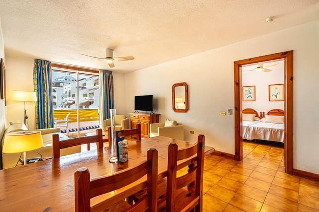 1 sypialnia Apartament na sprzedaż w Playa de las Americas, Arona z garażem - 425 000 € (Ref: 9246345)