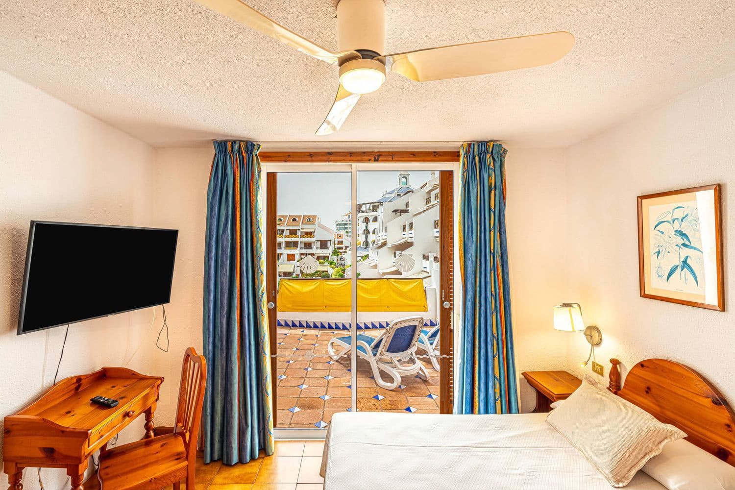 1 sypialnia Apartament na sprzedaż w Playa de las Americas z garażem - 425 000 € (Ref: 9246345)