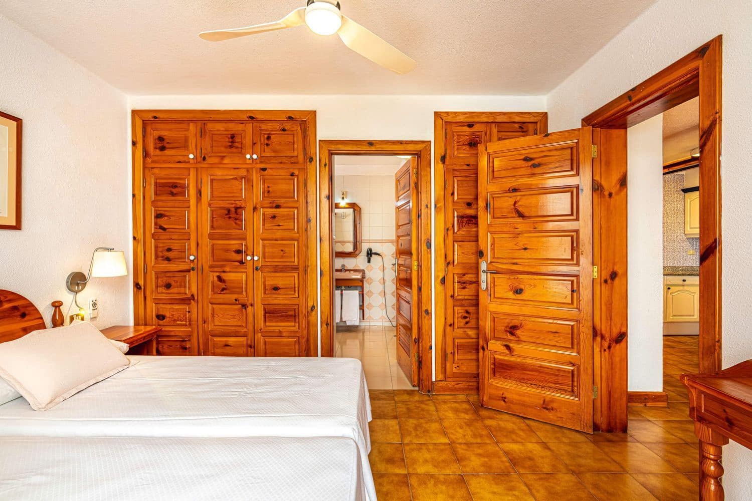 1 sypialnia Apartament na sprzedaż w Playa de las Americas z garażem - 425 000 € (Ref: 9246345)