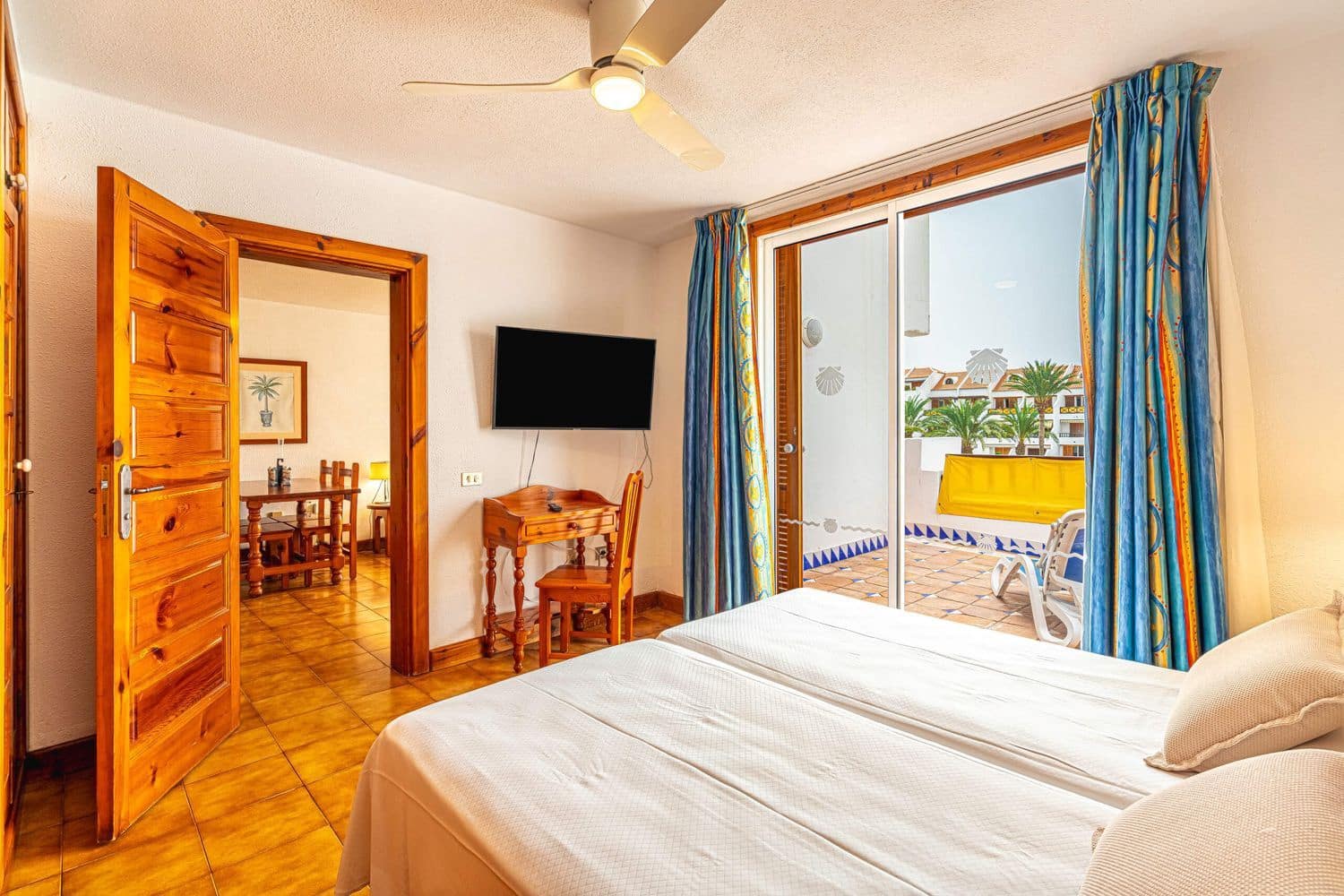 1 sypialnia Apartament na sprzedaż w Playa de las Americas z garażem - 425 000 € (Ref: 9246345)