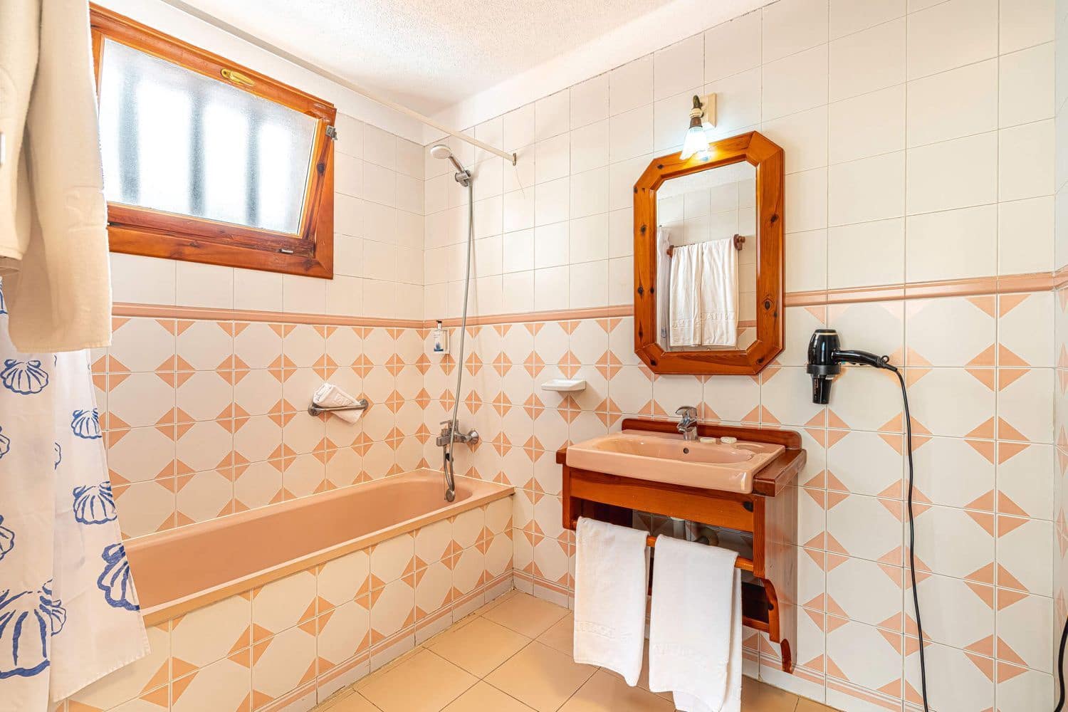 1 sypialnia Apartament na sprzedaż w Playa de las Americas z garażem - 425 000 € (Ref: 9246345)