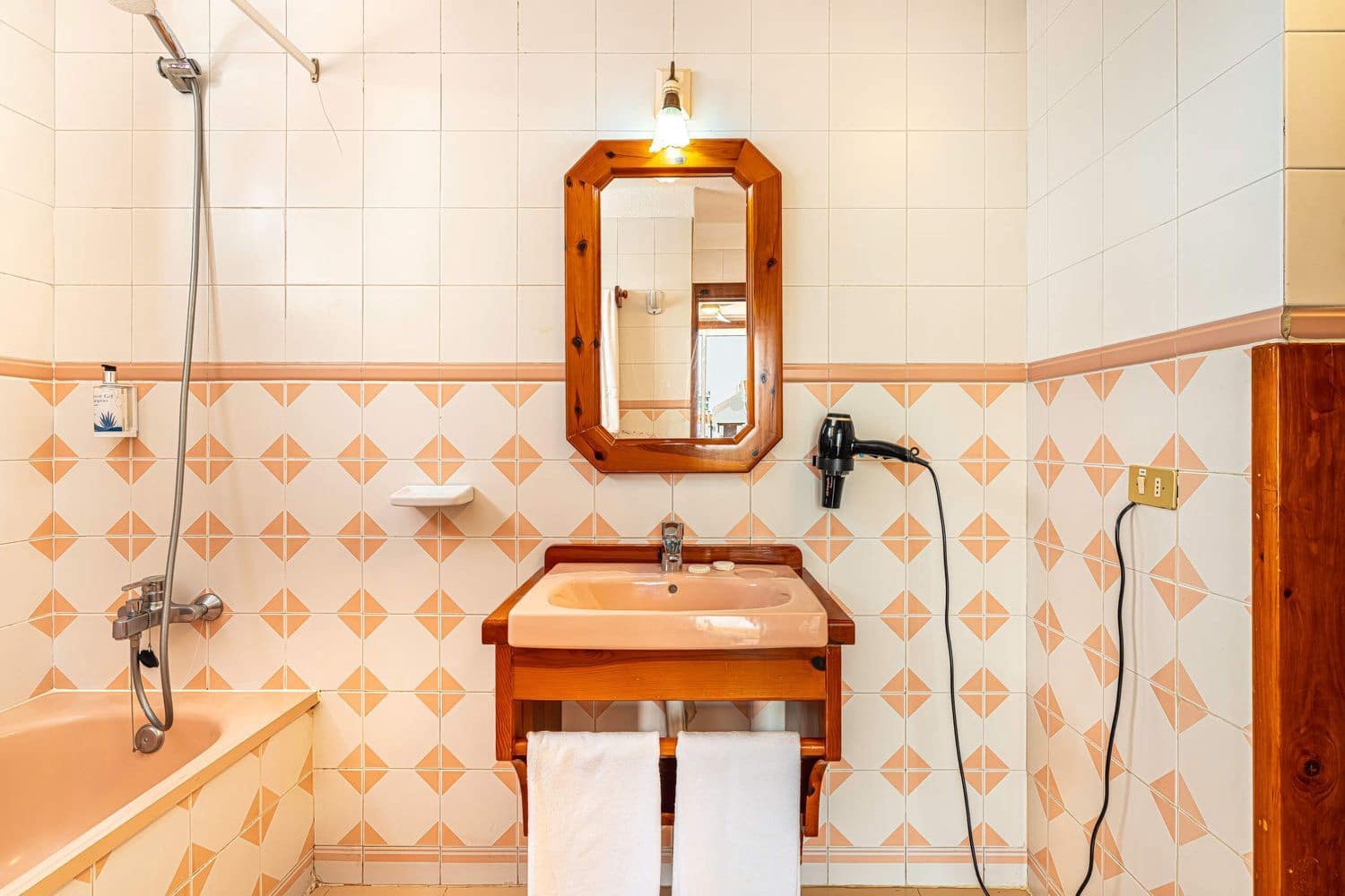 1 sypialnia Apartament na sprzedaż w Playa de las Americas z garażem - 425 000 € (Ref: 9246345)