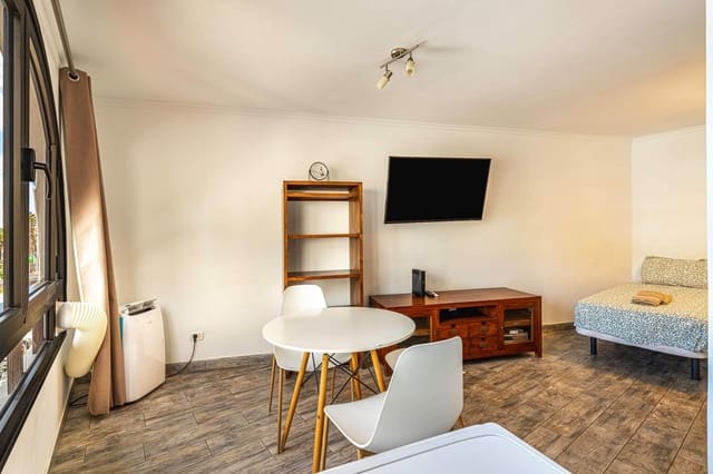 Lejlighed til salg i Playa de las Americas, Arona med garage - € 285.000 (Ref: 9275661)