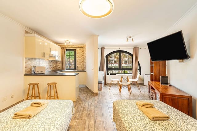 Lejlighed til salg i Playa de las Americas, Arona med garage - € 285.000 (Ref: 9275661)