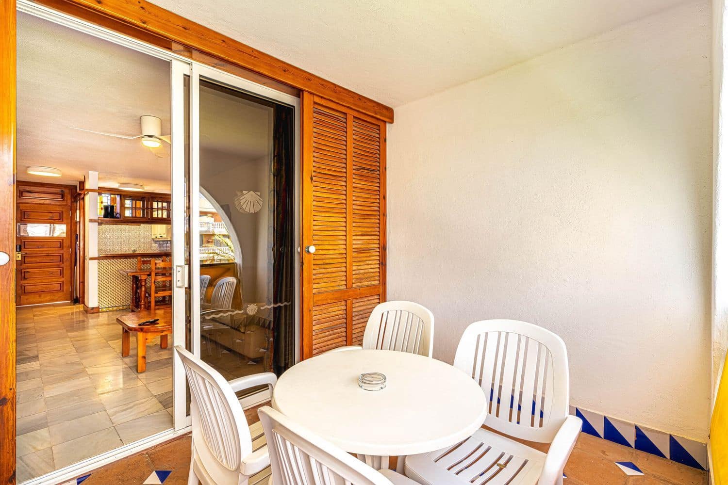 1 bedroom Apartment for sale in Playa de las Americas with garage - € 450,000 (Ref: 9294707)