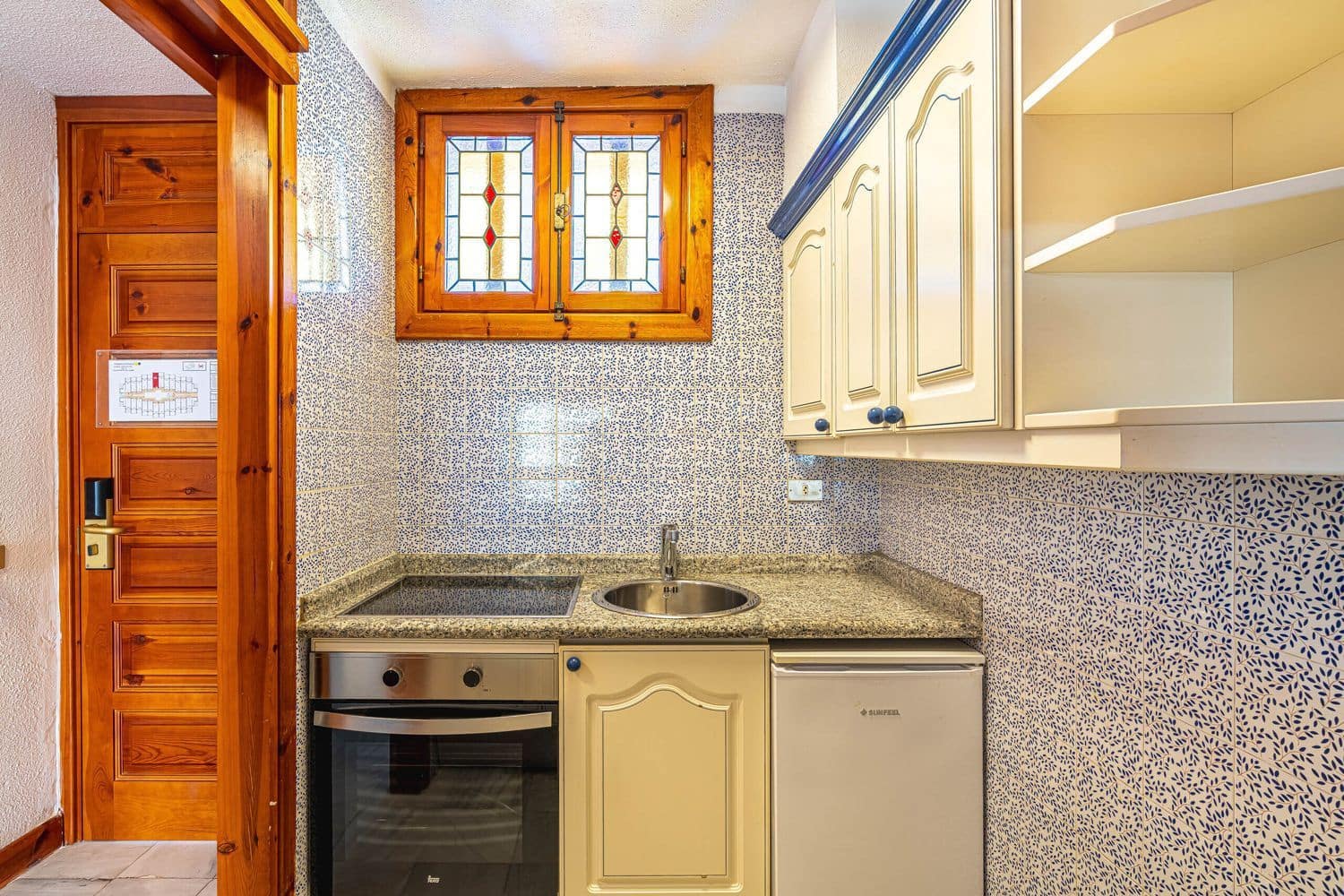 1 bedroom Apartment for sale in Playa de las Americas with garage - € 450,000 (Ref: 9294707)