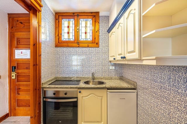 1 sovrum Lägenhet till salu i Playa de las Americas, Arona med garage - 450 000 € (Ref: 9294707)