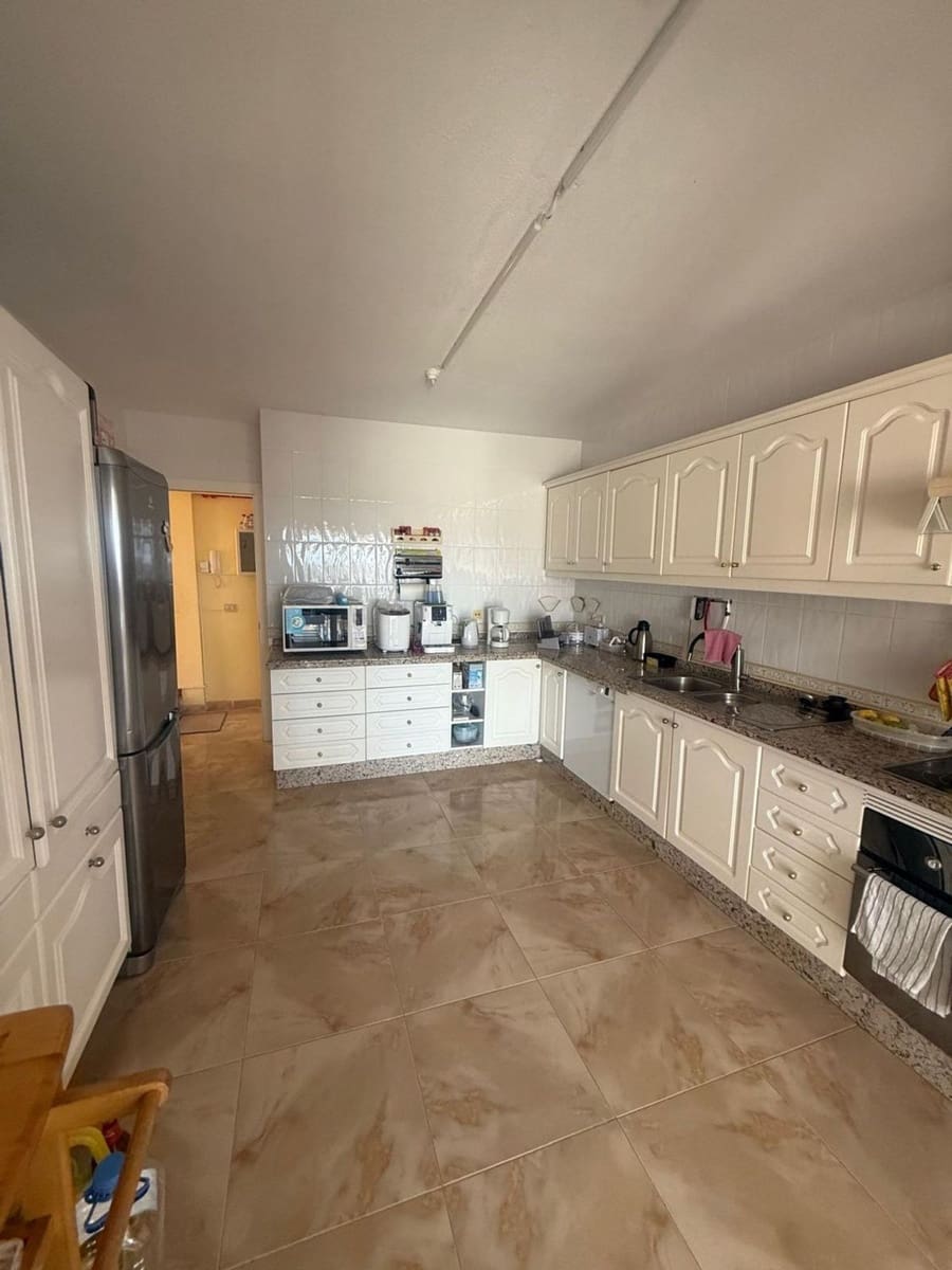 4 chambre Maison de Ville à vendre à Costa Adeje avec garage - 589 000 € (Ref: 9335645)