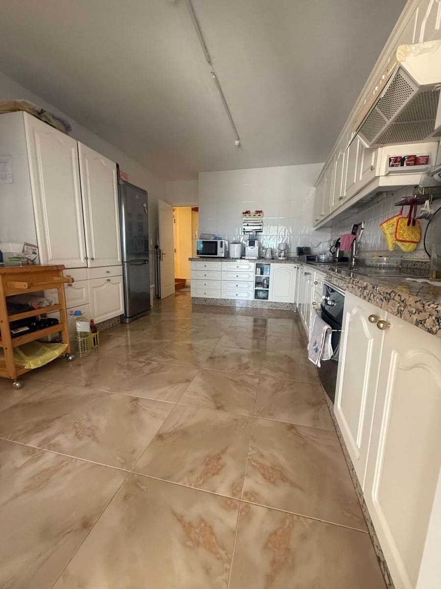 4 chambre Maison de Ville à vendre à Costa Adeje avec garage - 589 000 € (Ref: 9335645)