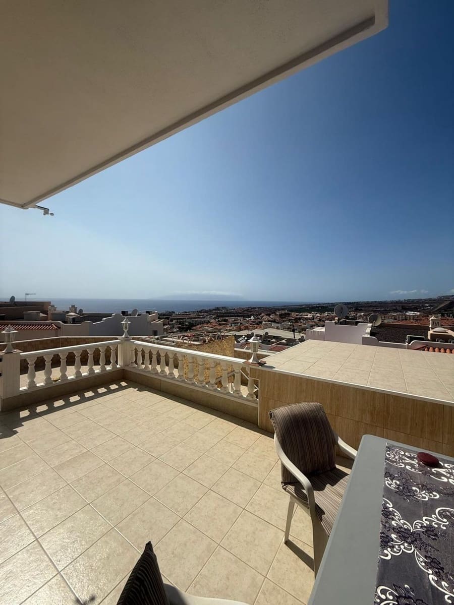 4 chambre Maison de Ville à vendre à Costa Adeje avec garage - 589 000 € (Ref: 9335645)