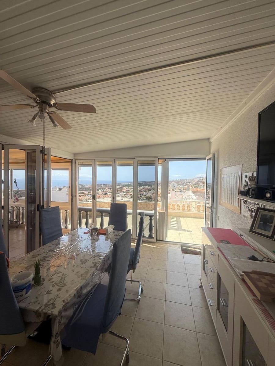 4 chambre Maison de Ville à vendre à Costa Adeje avec garage - 589 000 € (Ref: 9335645)