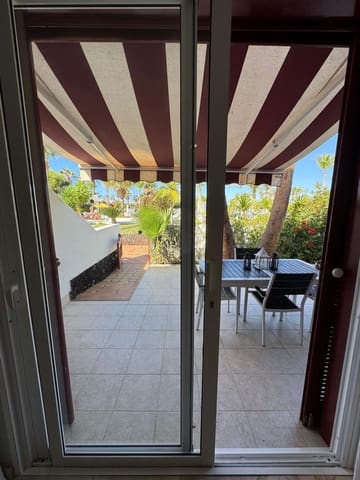 2 soverom Leilighet til salgs i Playa de las Americas, Arona med garasje - € 690 000 (Ref: 9374675)