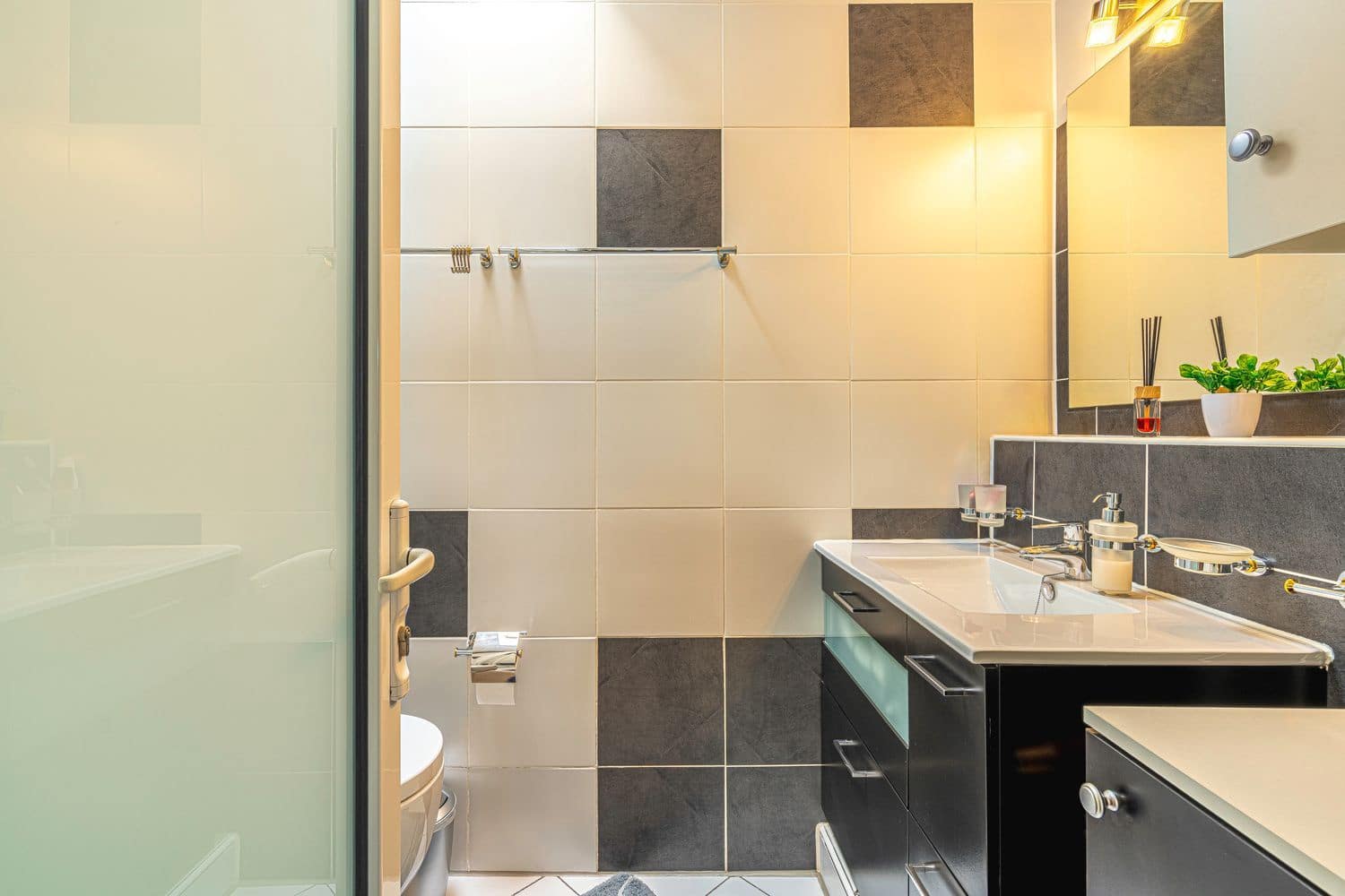 Apartment for sale in Arona with pool garage - € 165,000 (Ref: 9439509)