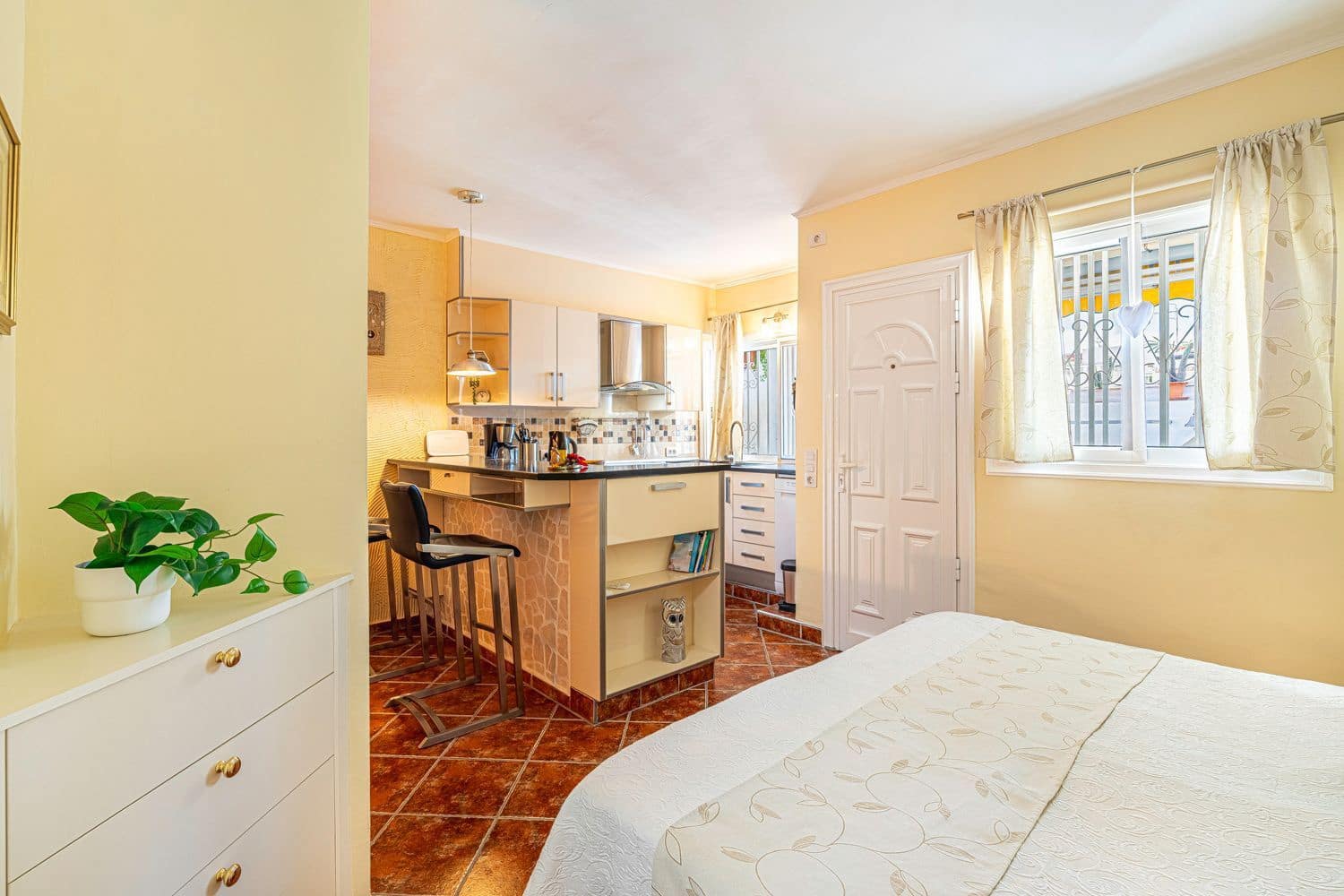 Apartment for sale in Arona with pool garage - € 165,000 (Ref: 9439509)