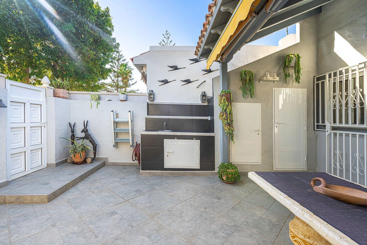 Apartment for sale in Arona with pool garage - € 165,000 (Ref: 9439509)