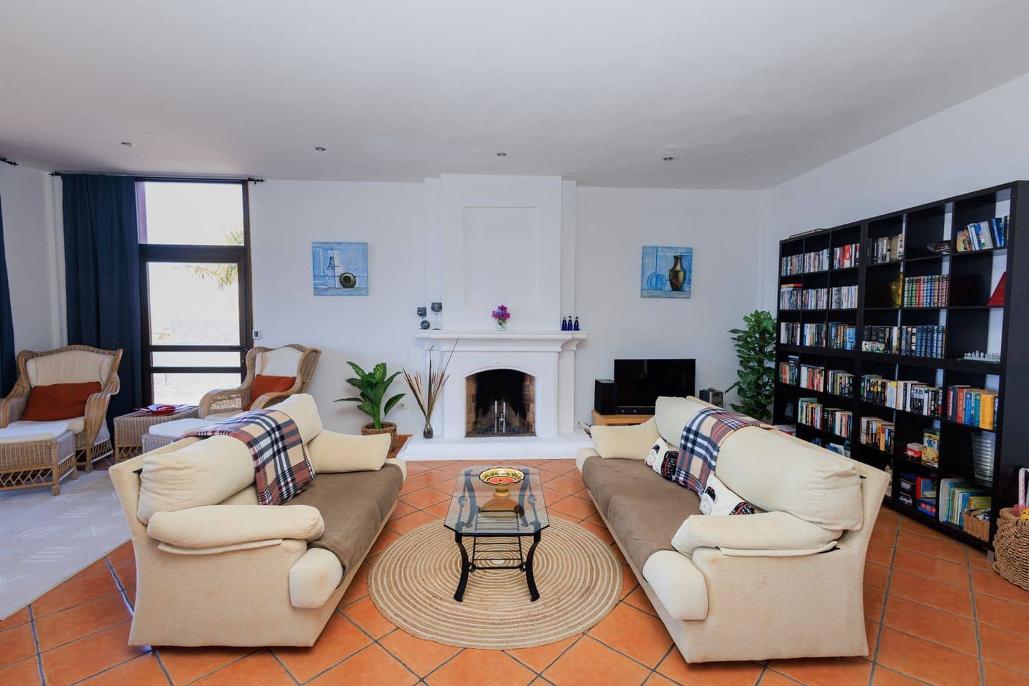 4 bedroom Finca/Country House for sale in Guia de Isora with garage - € 720,000 (Ref: 9535411)