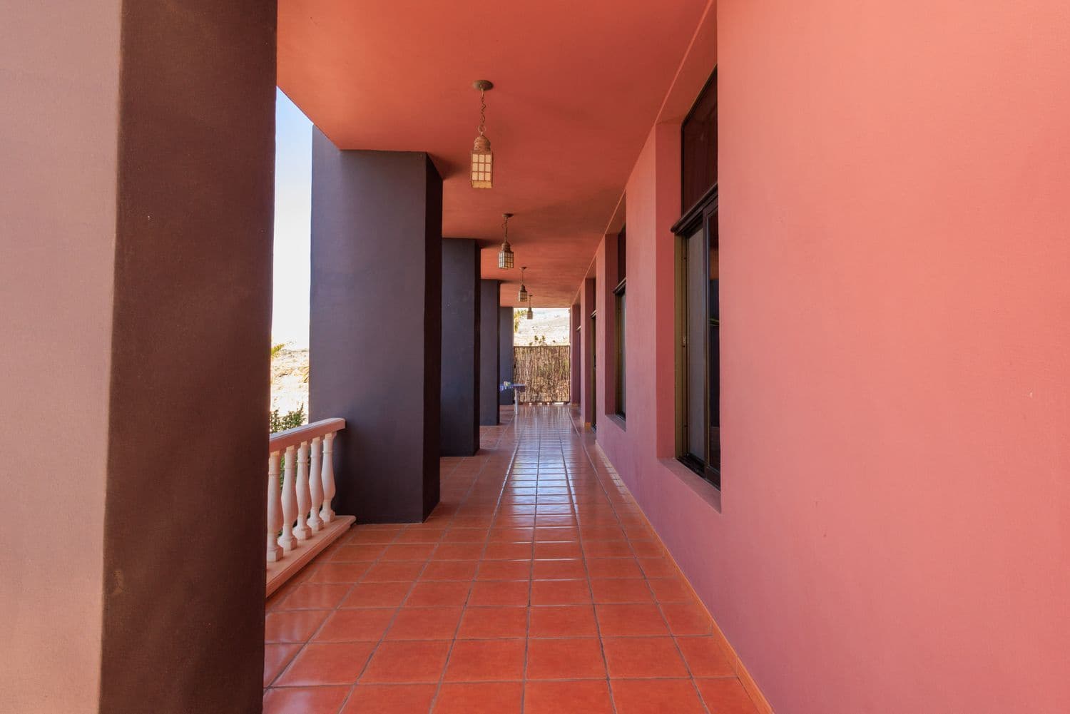 4 bedroom Finca/Country House for sale in Guia de Isora with garage - € 720,000 (Ref: 9535411)