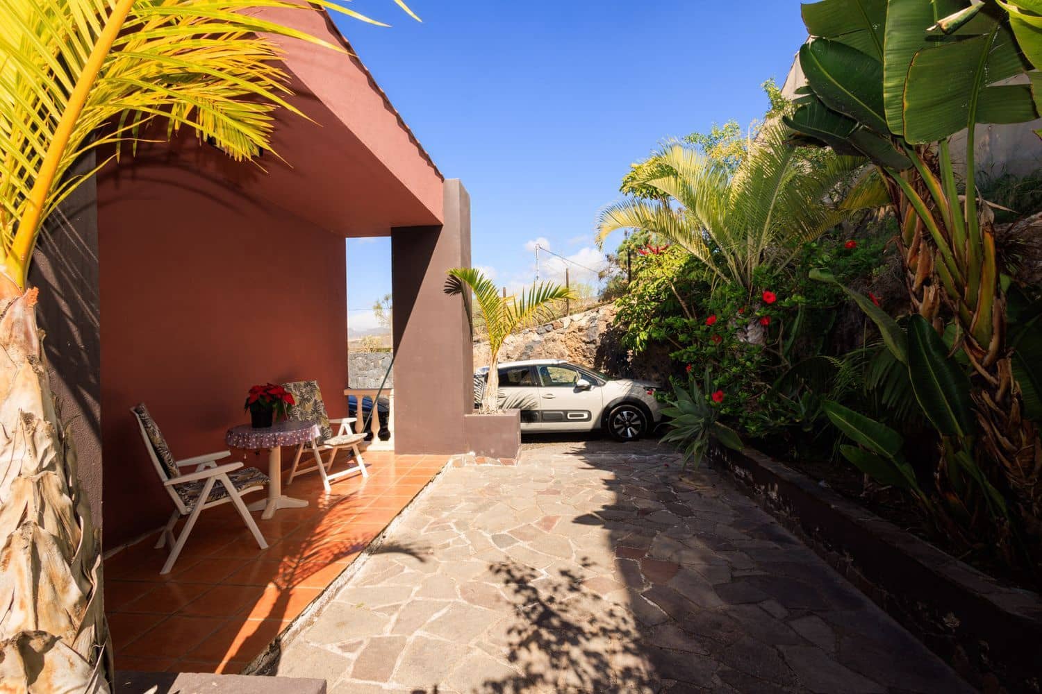 4 bedroom Finca/Country House for sale in Guia de Isora with garage - € 720,000 (Ref: 9535411)