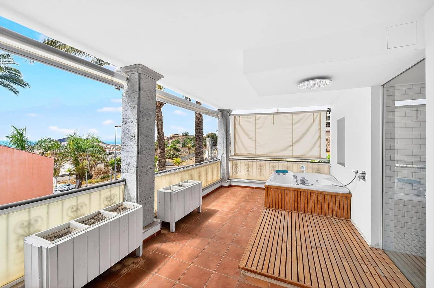 Chalet de 5 habitaciones en Los Cristianos en venta con piscina garaje - 1.790.000 € (Ref: 9697956)