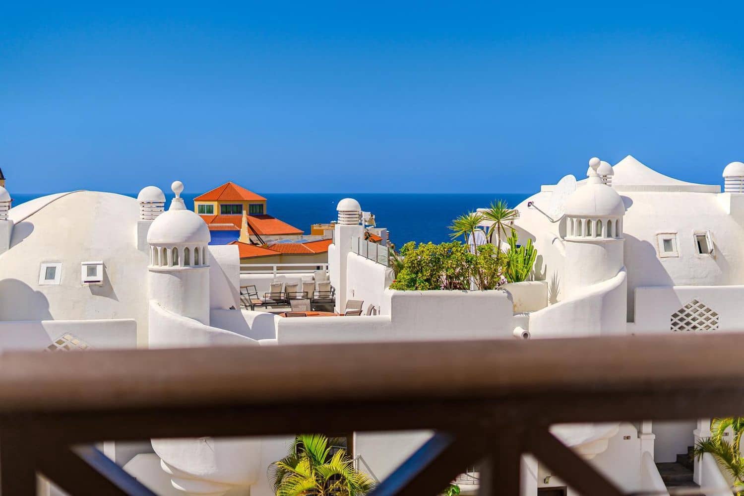 2 bedroom Apartment for sale in Playa Paraiso with pool garage - € 475,000 (Ref: 9726361)