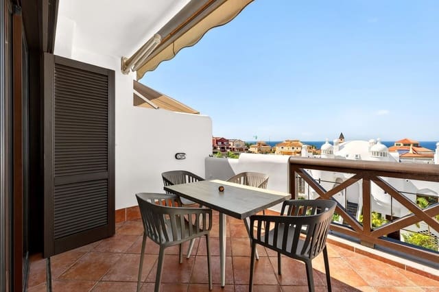 2 makuuhuone Huoneisto myytävänä paikassa Playa Paraiso, Adeje mukana uima-altaan 
autotalli - 475 000 € (Ref: 9726361)