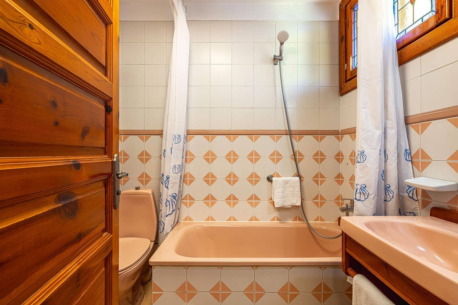 Leilighet til salgs i Playa de las Americas med svømmebasseng garasje - € 305 000 (Ref: 9780003)