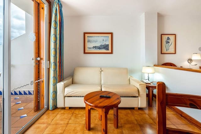 Appartement à vendre à Playa de las Americas, Arona avec piscine garage - 305 000 € (Ref: 9780003)