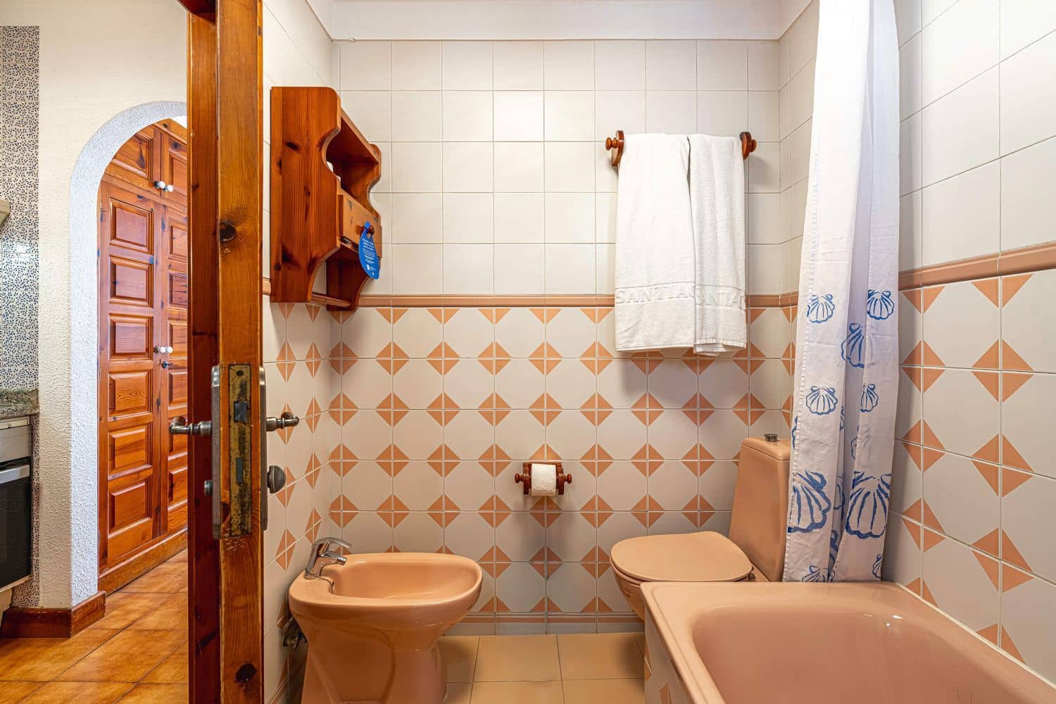 Leilighet til salgs i Playa de las Americas med svømmebasseng garasje - € 305 000 (Ref: 9780003)