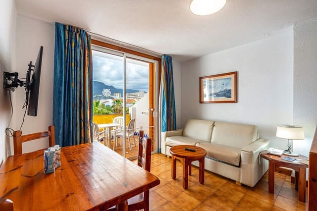 Appartement à vendre à Playa de las Americas, Arona avec piscine garage - 305 000 € (Ref: 9780003)