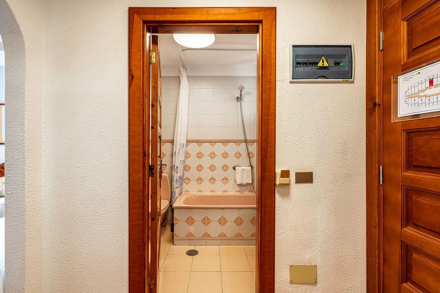 Leilighet til salgs i Playa de las Americas med svømmebasseng garasje - € 305 000 (Ref: 9780003)