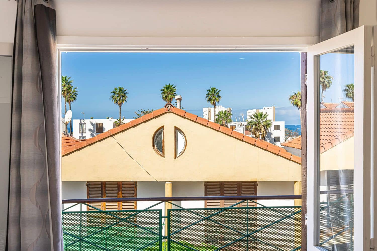 2 camera da letto Appartamento in vendita in Playa de las Americas con piscina garage - 349.000 € (Rif: 9815495)