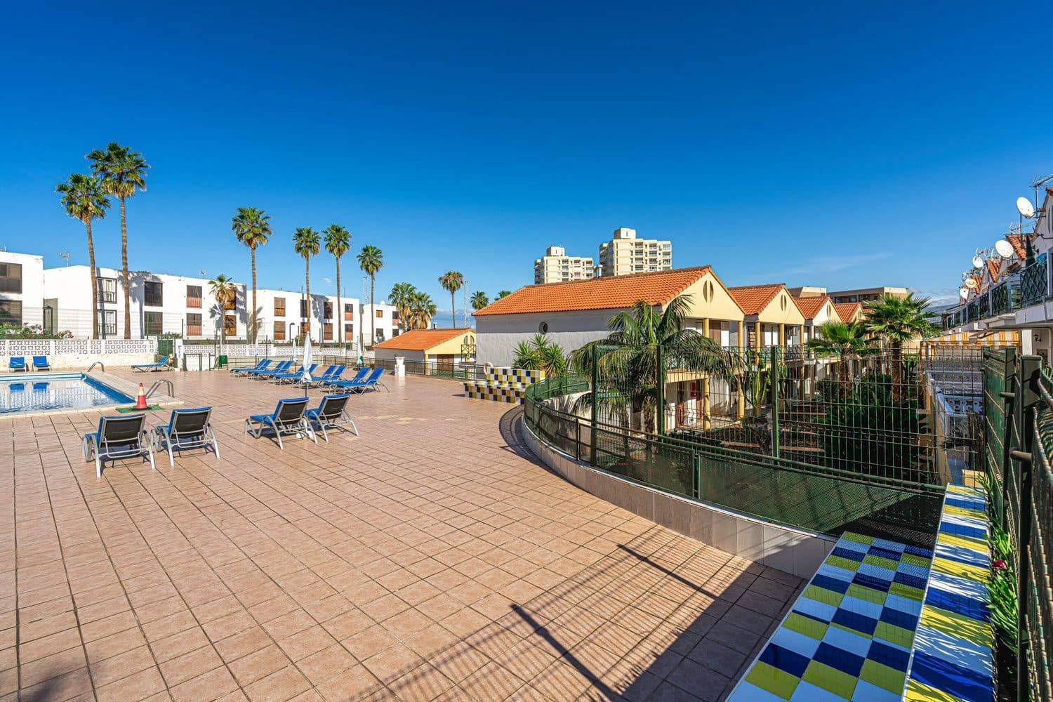 2 camera da letto Appartamento in vendita in Playa de las Americas con piscina garage - 349.000 € (Rif: 9815495)